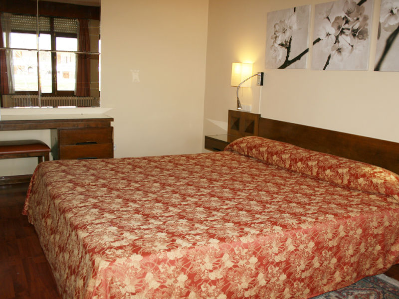 Hotel Los Olivos Хетафе Екстериор снимка