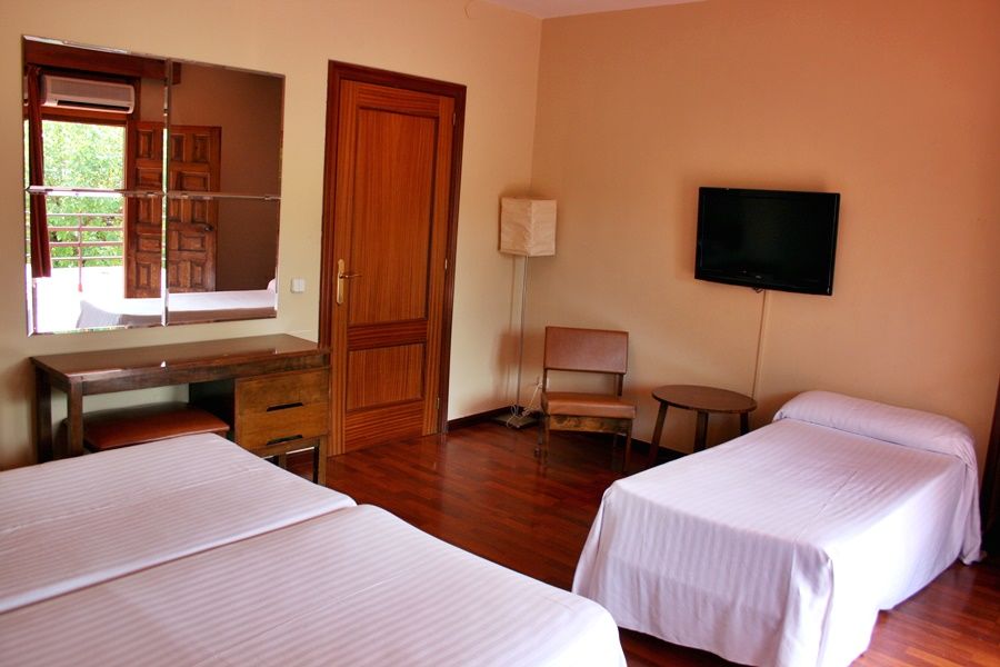 Hotel Los Olivos Хетафе Екстериор снимка